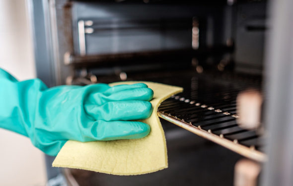 Important things should keep in mind about oven maintenance